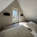 Tiny House Am Dillich - Schwimmteich - Klimaanlage - Hunde Willkommen - Eigener Garten * Borken (Hessen)
