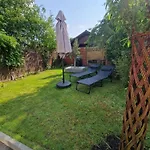 Tiny House Am Dillich - Schwimmteich - Klimaanlage - Hunde Willkommen - Eigener Garten Borken (Hessen)