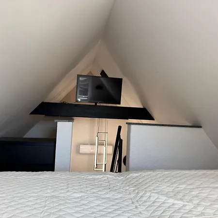 Holiday home Tiny House Am See Dillich - Hunde Willkommen - Eigener Eingezaeunter Garten - Ruhige Lage - Klima Borken (Hessen)