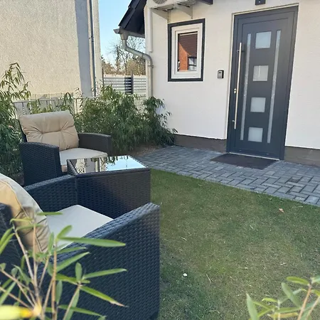 Tiny House Am Dillich - Schwimmteich - Klimaanlage - Hunde Willkommen - Eigener Garten Borken (Hessen)