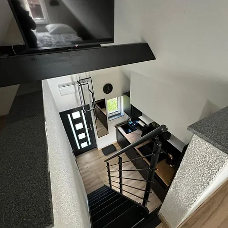 Tiny House Am Dillich - Schwimmteich - Klimaanlage - Hunde Willkommen - Eigener Garten * Borken (Hessen)