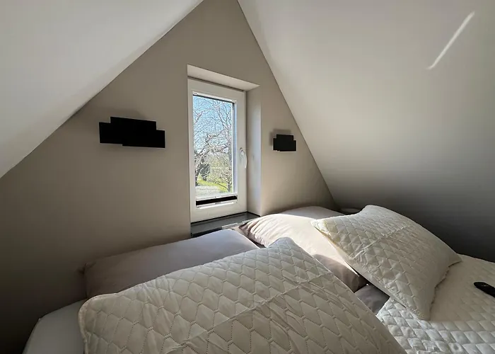 Tiny House Am Dillich - Hunde Willkommen - Eigener Eingezaeunter Garten - Ruhige Lage - Klima * Borken