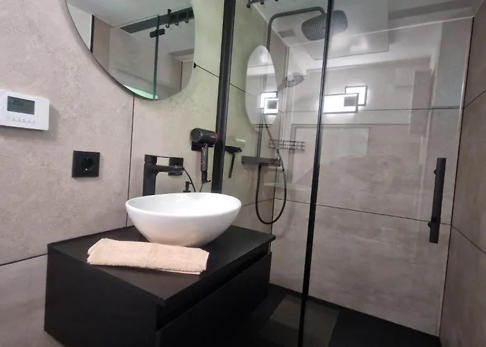 Tiny House Am Dillich - Hunde Willkommen - Eigener Eingezaeunter Garten - Ruhige Lage - Klima * Borken